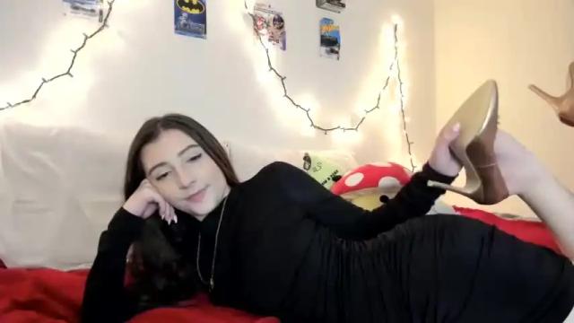 Image 11 of a_mariejuana69 Stream on Chaturbate on 11 months ago