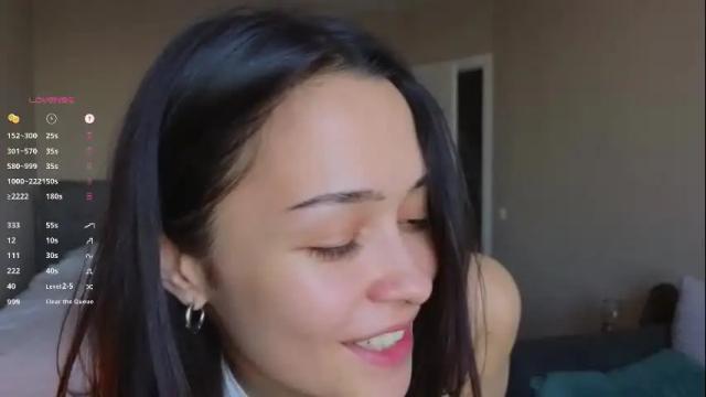 Image 10 of a_p_p_l_e Stream on Chaturbate on 5 months ago