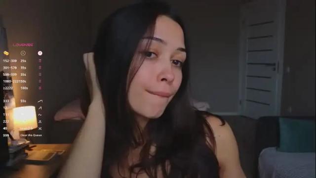 Image 8 of a_p_p_l_e Stream on Chaturbate on 3 months ago