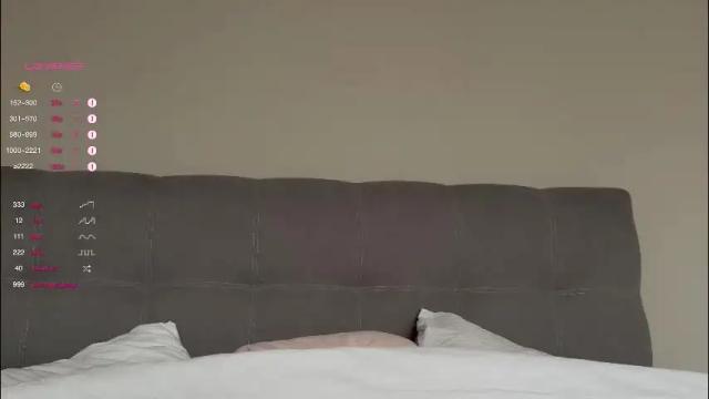 Image 12 of a_p_p_l_e Stream on Chaturbate on 1 day ago