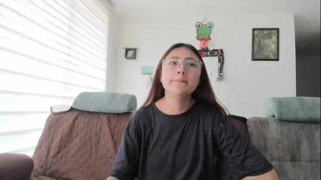 Image 8 of a_sexy_couple__ Stream on Chaturbate on 15 days ago
