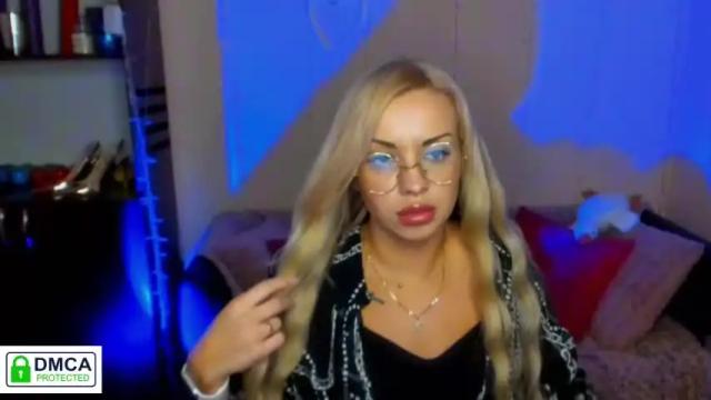 Image 11 of a_shines_amirra Stream on Chaturbate on 16 months ago