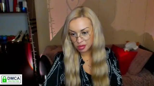 Image 7 of a_shines_amirra Stream on Chaturbate on 16 months ago