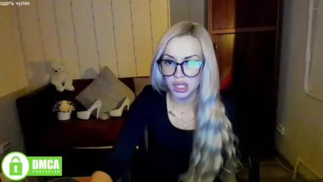 Image 10 of a_shines_amirra Stream on Chaturbate on 16 months ago