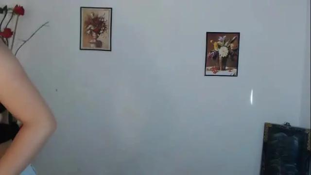 Image 3 of aaliyah_21 Stream on Chaturbate on 7 months ago