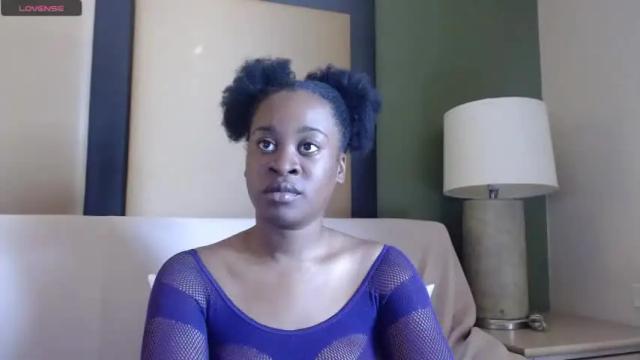 Image 4 of aaliyah_sins Stream on Chaturbate on 19 months ago