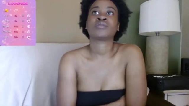 Image 10 of aaliyah_sins Stream on Chaturbate on 19 months ago