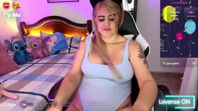 Image 10 of aamanda_queen Stream on Chaturbate on 1 month ago