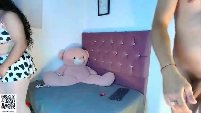 Image 3 of aaron_antonella_mds Stream on Chaturbate on 1 month ago