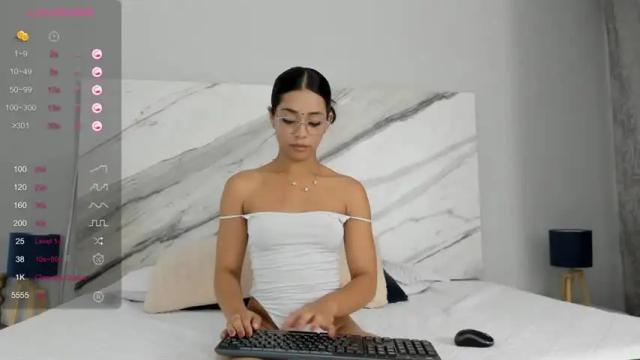 Thumbnail 1, aary_'s Stream at Chaturbate, 14 months ago