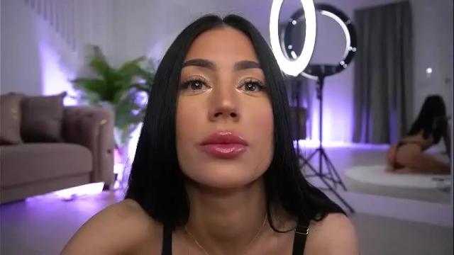 Image 7 of abbela_white Stream on Chaturbate on 1 month ago