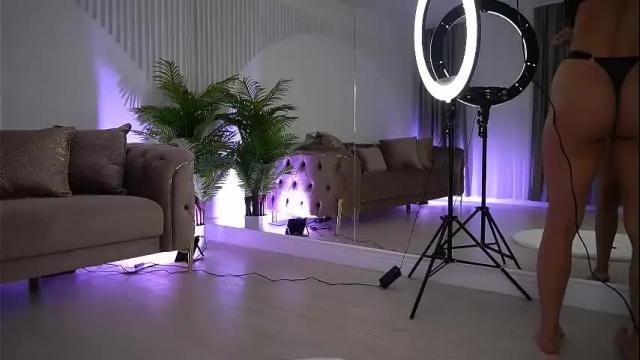 Image 8 of abbela_white Stream on Chaturbate on 1 month ago