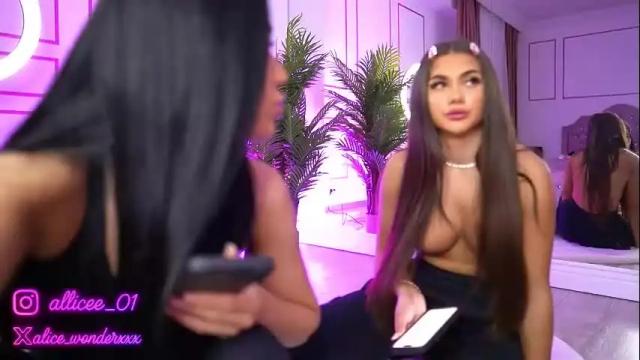 Image 4 of abbela_white Stream on Chaturbate on 1 month ago