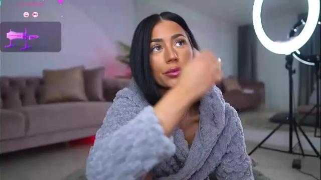 Image 10 of abbela_white Stream on Chaturbate on 13 days ago