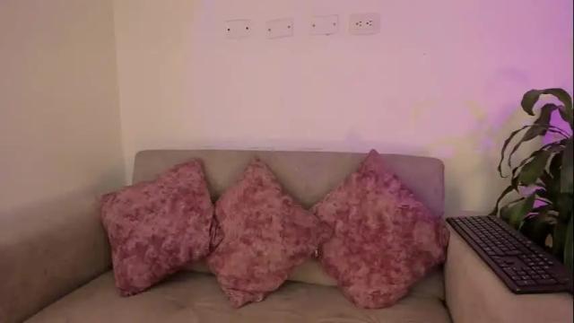 Image 4 of abbey_allen Stream on Chaturbate on 10 days ago
