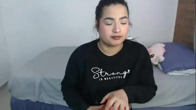 Image 3 of abbie777 Stream on Chaturbate on 3 months ago