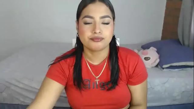 Image 8 of abbie777 Stream on Chaturbate on 3 months ago