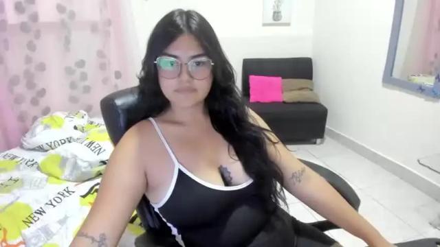 Image 6 of abbie_05 Stream on Chaturbate on 19 months ago
