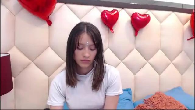 Image 8 of abbie_myers Stream on Chaturbate on 16 months ago