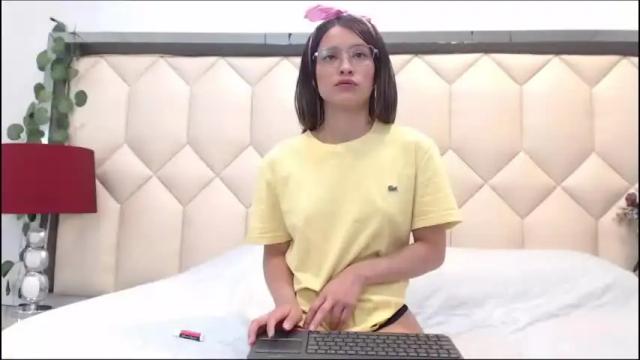 Image 10 of abbie_myers Stream on Chaturbate on 15 months ago