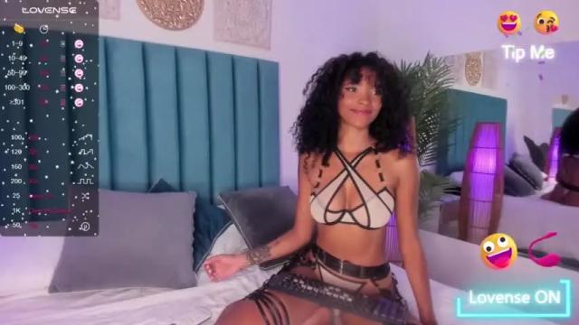 Image 6 of abbireyes Stream on Chaturbate on 20 months ago