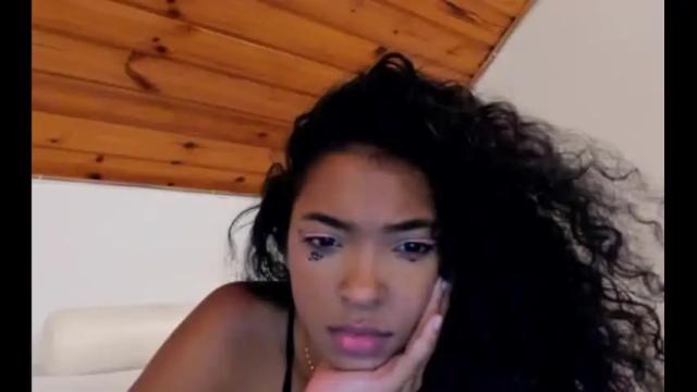 Image 8 of abbireyes Stream on Chaturbate on 14 months ago