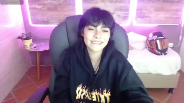 Image 7 of abbiross Stream on Chaturbate on 21 months ago