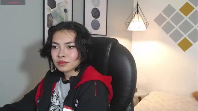 Image 2 of abbiross Stream on Chaturbate on 8 months ago