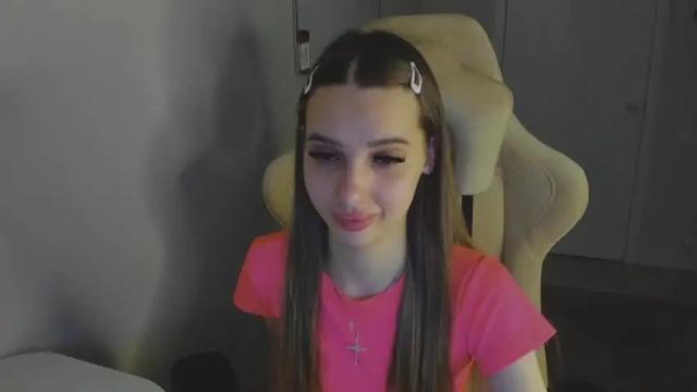 Image 2 of abby__angels Stream on Chaturbate on 18 months ago