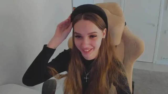 Image 12 of abby__angels Stream on Chaturbate on 18 months ago