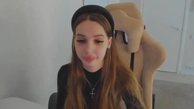 Image 6 of abby__angels Stream on Chaturbate on 18 months ago
