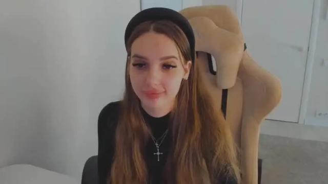 Image 7 of abby__angels Stream on Chaturbate on 18 months ago
