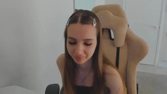Image 4 of abby__angels Stream on Chaturbate on 18 months ago