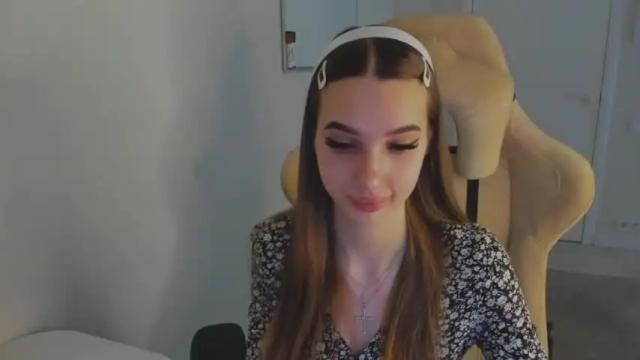 Image 11 of abby__angels Stream on Chaturbate on 18 months ago