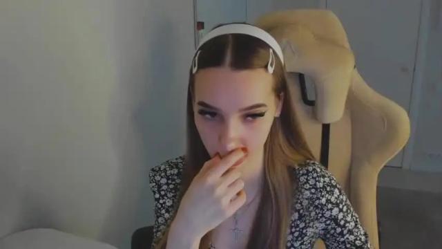 Image 3 of abby__angels Stream on Chaturbate on 18 months ago