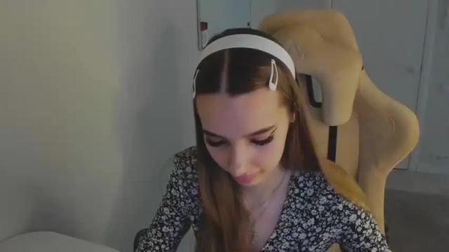 Image 7 of abby__angels Stream on Chaturbate on 18 months ago