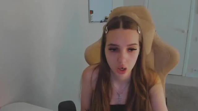Image 3 of abby__angels Stream on Chaturbate on 18 months ago