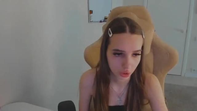 Image 4 of abby__angels Stream on Chaturbate on 18 months ago