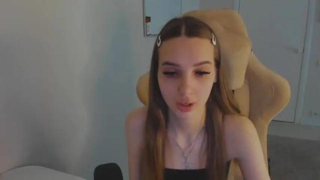Thumbnail 3, abby__angels's Stream at Chaturbate, 18 months ago