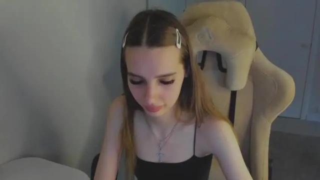Image 2 of abby__angels Stream on Chaturbate on 18 months ago