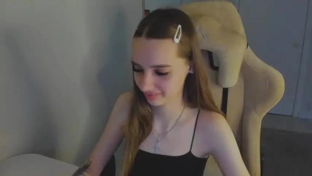 Image 6 of abby__angels Stream on Chaturbate on 18 months ago