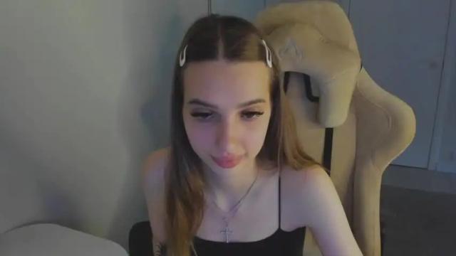 Image 7 of abby__angels Stream on Chaturbate on 18 months ago