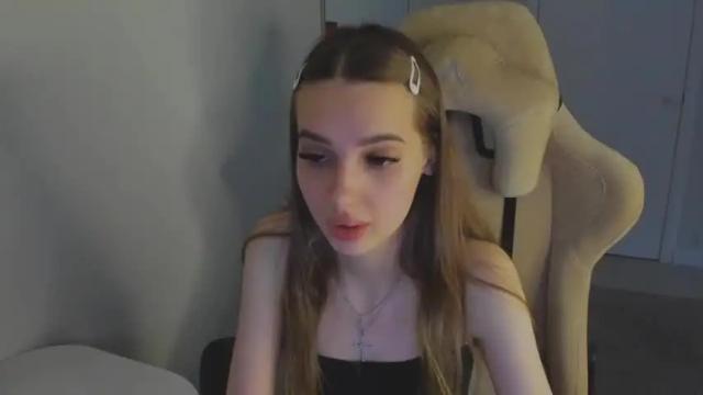 Image 8 of abby__angels Stream on Chaturbate on 18 months ago