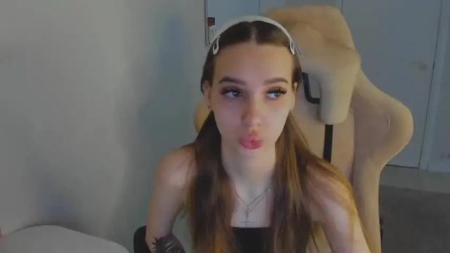 Image 8 of abby__angels Stream on Chaturbate on 18 months ago