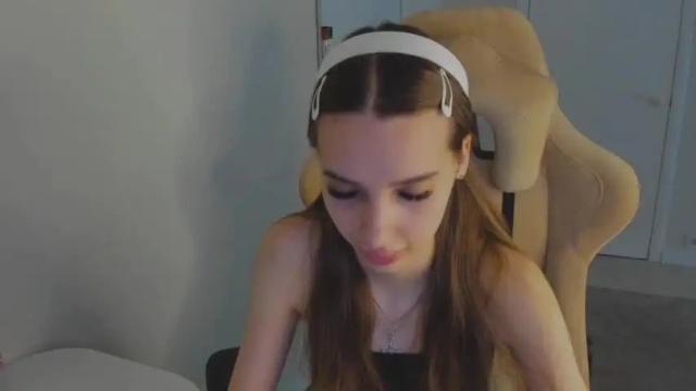 Thumbnail 3, abby__angels's Stream at Chaturbate, 18 months ago