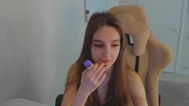 Image 12 of abby__angels Stream on Chaturbate on 18 months ago
