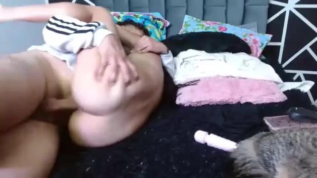 Image 6 of abby_and_chriss18 Stream on Chaturbate on 16 months ago