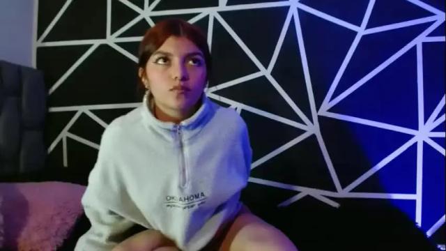 Image 2 of abby_and_chriss18 Stream on Chaturbate on 1 month ago