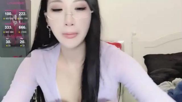 Image 3 of abby_chuchu Stream on Chaturbate on 15 months ago
