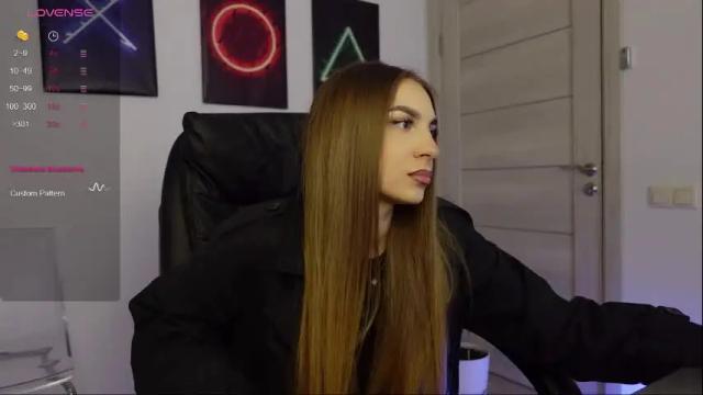 Image 2 of abby_laker Stream on Chaturbate on 1 month ago